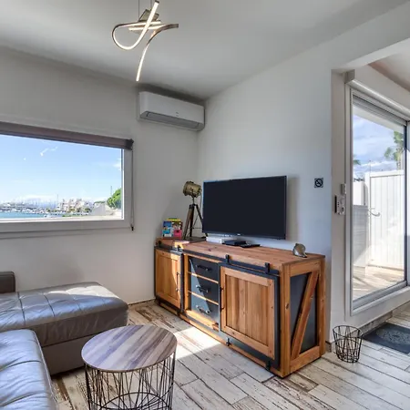 Marina Port Camargue Apartment