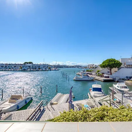 Marina Port Camargue Apartment